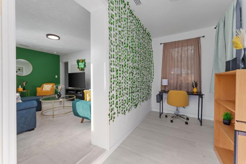 Smart Bungalow: 10-Min To Uf, Central Location غينزفيل، فلوريدا المظهر الخارجي الصورة