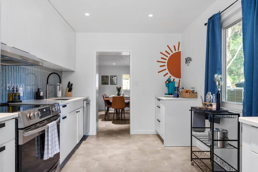 Smart Bungalow: 10-Min To Uf, Central Location غينزفيل، فلوريدا المظهر الخارجي الصورة